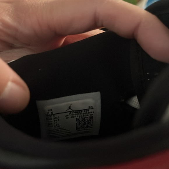 Air Jordan 1 Retro Nova XX Bred White - Picture 7 of 8